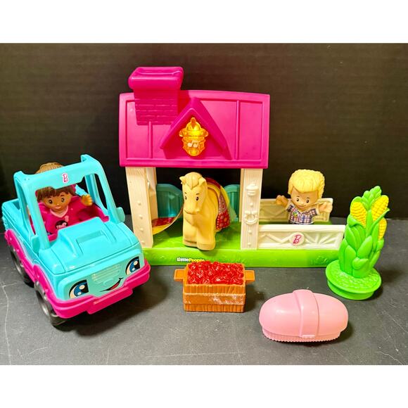 Fisher-price Little People Barbie Horse Stable Playset Light Sounds & 7 Pieces - Picture 1 of 5